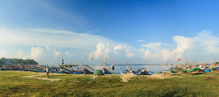 Panorama Pantai Ujung Genteng