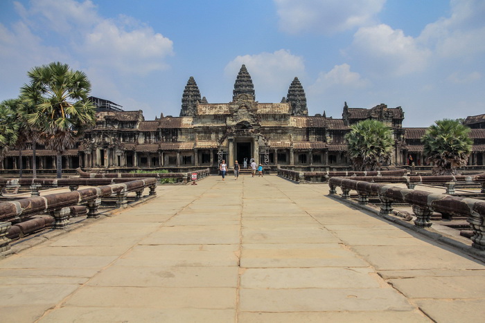 Pelataran Angkor Wat